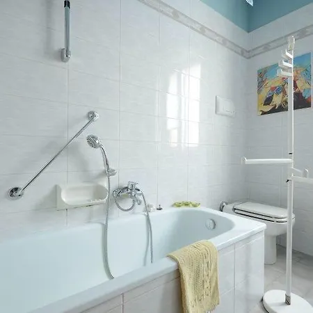 Cosi Fan Tutte Bed & Breakfast Desenzano del Garda