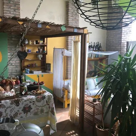 לינה וארוחת בוקר Cosi Fan Tutte דסנזאנו דל גארדה